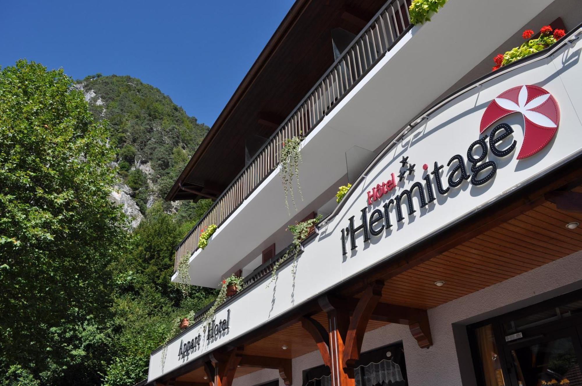 Hôtel et appart'hôtel de l'Hermitage Thônes Exterior foto